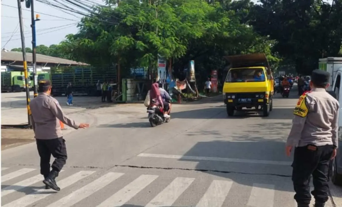 Polsek Gunung Putri Kembali Menggelar Razia Knalpot Brong