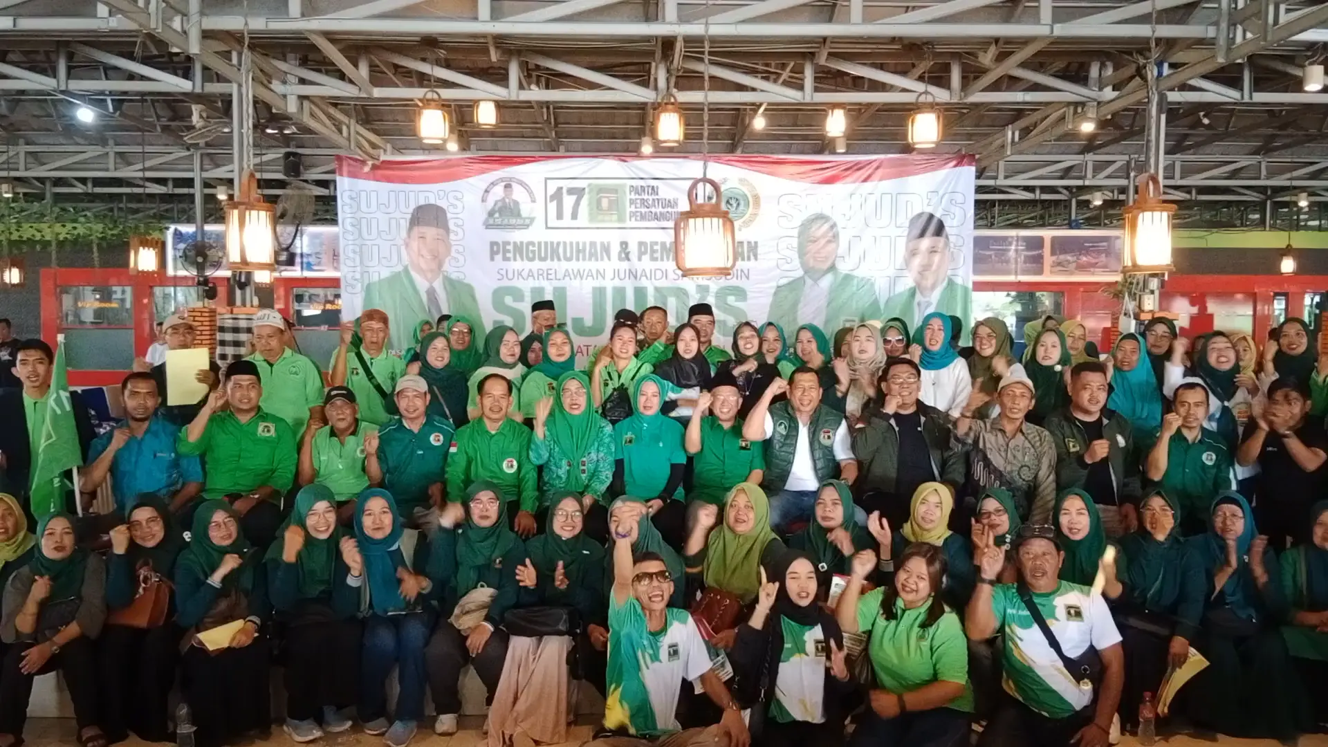 Pengukuhan dan Pembekalan Sukarelawan Junaidi Samsudin di Kecamatan Gunung Putri