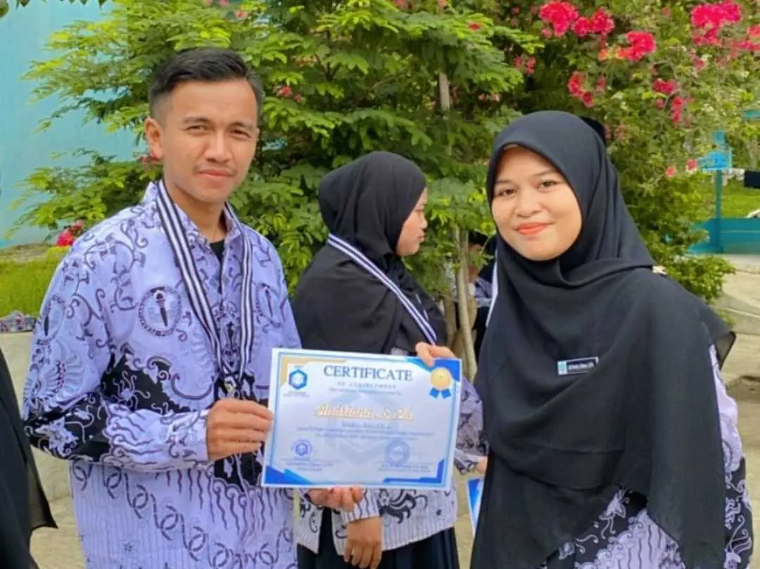 Peringati Hari Guru Nasional di SDIT AS SALAM IGS Cikahuripan, Apresiasi Guru Kreatif