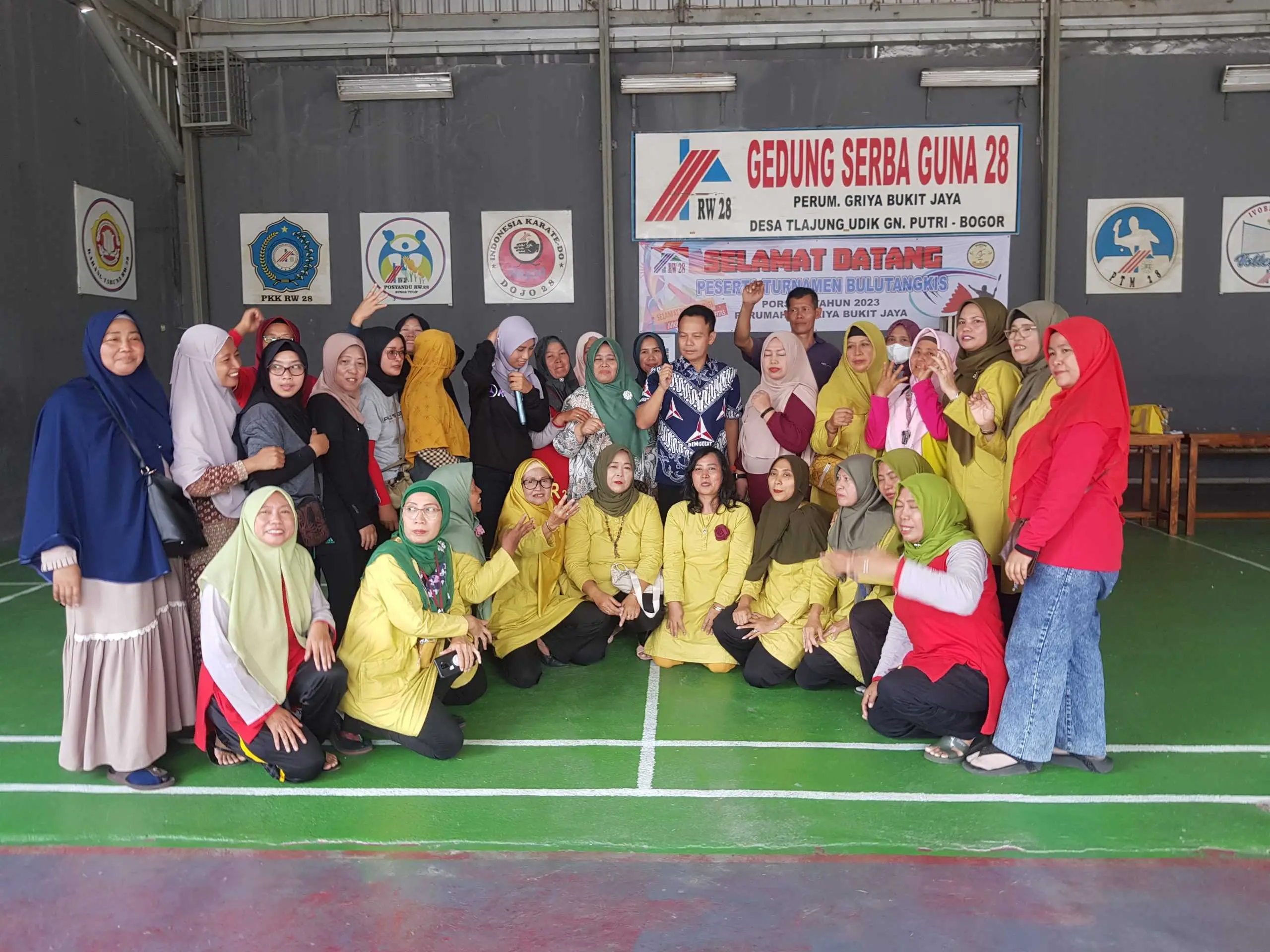 Warga RW 028 Desa Tlajung Udik, mendukung penuh Saiful ST jadi Dewan Provinsi Jawa Barat.