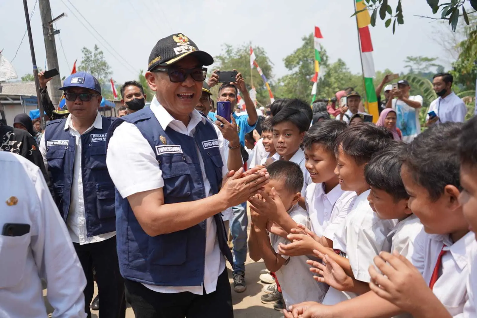 Boling Di Parung Panjang, Bupati Bogor Minta Masyarakat Tidak Panik Hadapi Kekeringan.