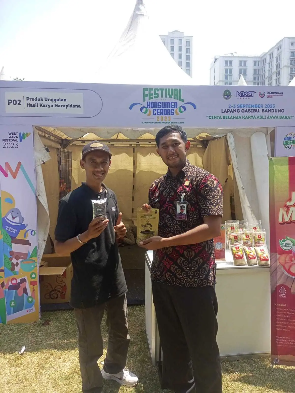 Produk Unggulan Rutan 1 Depok, disambangi Direktur Jendral Pemasyarakatan saat West Java Festival 2023.