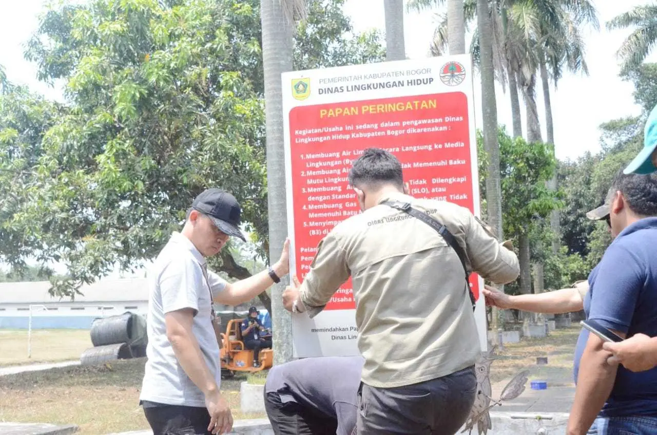 Dua Perusahaan Yang Cemari Sungai Cileungsi ada di Gunung Putri. DLH Kabupaten Bogor berikan sanksi.