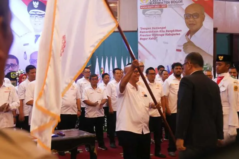 Ketua Beserta Struktural KONI Kabupaten Bogor Resmi dikukuhkan secara langsung Oleh Ketua Umum KONI Provinsi Jawa Barat.