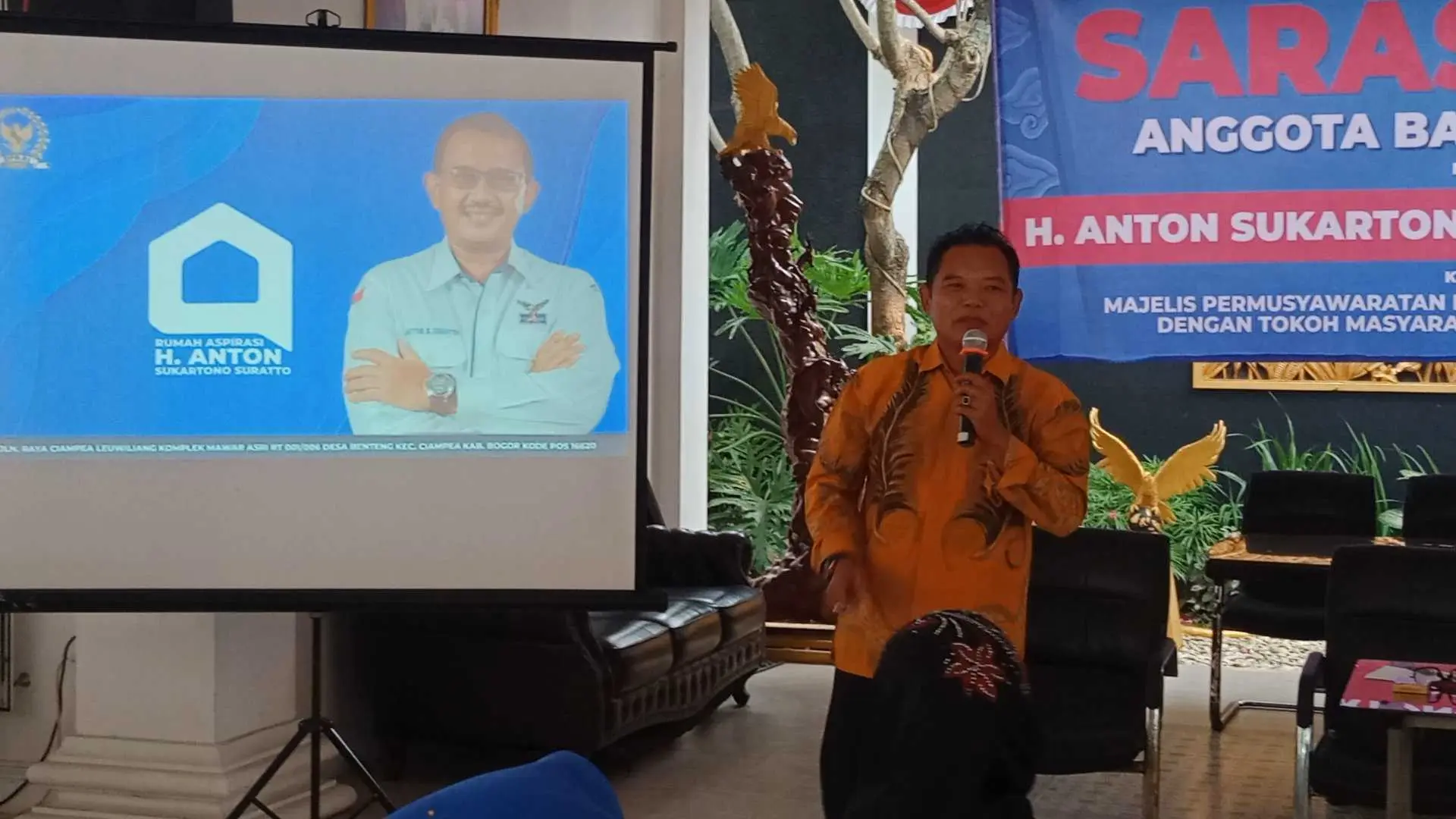 Dede Candra Ingatkan Pentingnya memberikan suara di Pemilu 2024 kepada Calon legislatif yang dikenal.