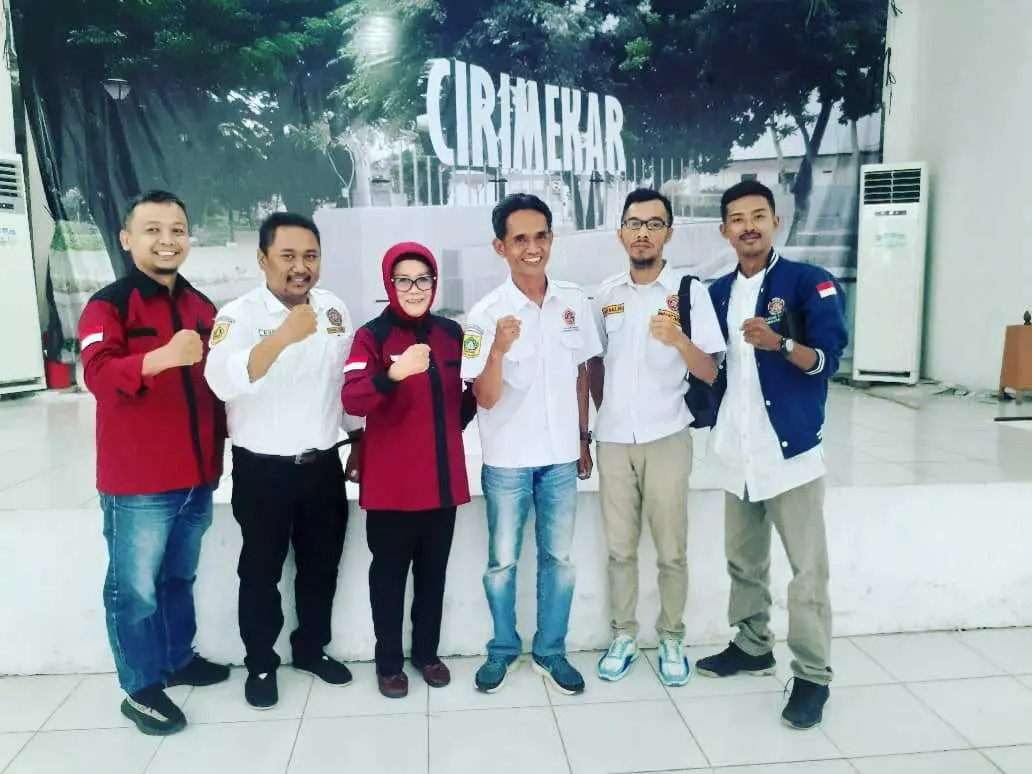 PBH Peradi kabupaten Bogor telah menggelar Penyuluhan Hukum bersama Pengurus Karang Taruna Cibinong.