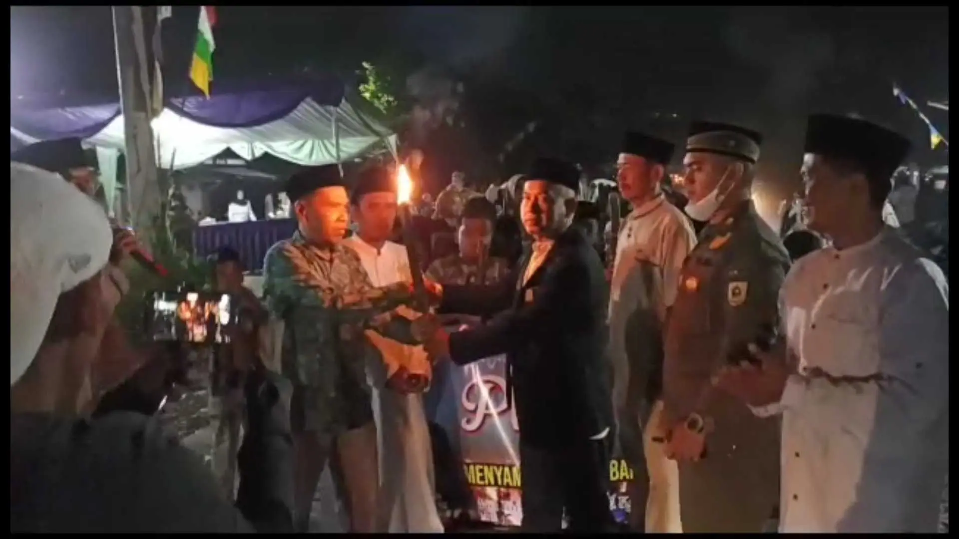 Sambut tahun baru Islam, Masyarakat Desa Lulut menggelar Pawai Obor
