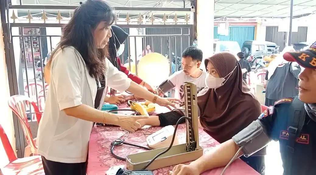 DPAC BPPKB Banten Kecamatan Gunung Putri, Gelar Bakti Sosial Suntik Vitamin-C Gratis.