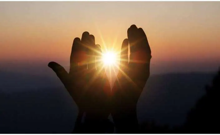 Bersyukur dalam Segala Keadaan: Kunci Rezeki Berkah dan Tak Terputus