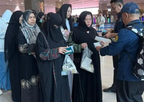 Kemlu RI dan KJRI Jeddah Pulangkan 96 WNI dari Arab Saudi