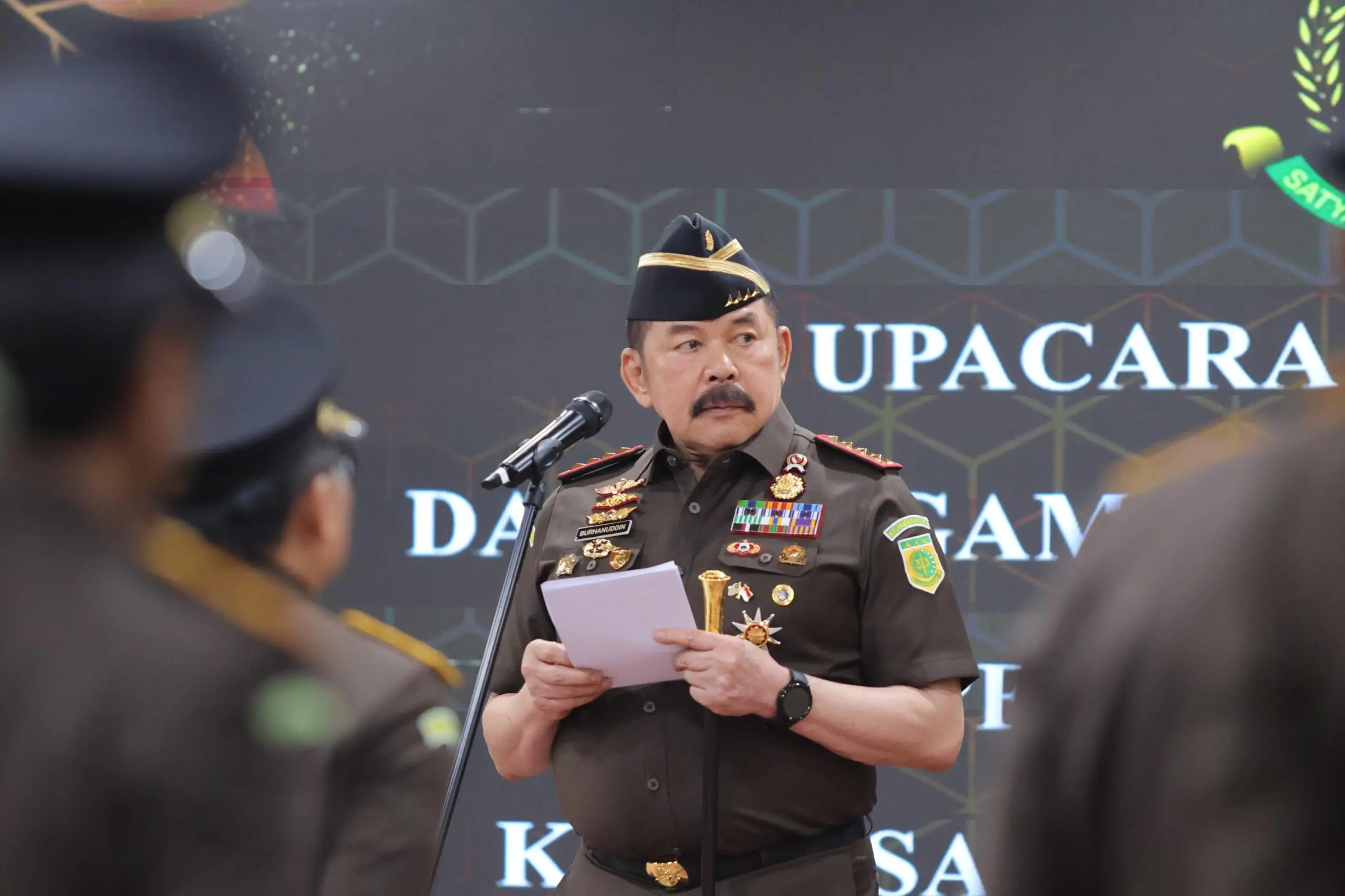 Mutasi 43 Kajari Usai OTT KPK, Rotasi Jaksa di Jawa Barat Disorot DPR