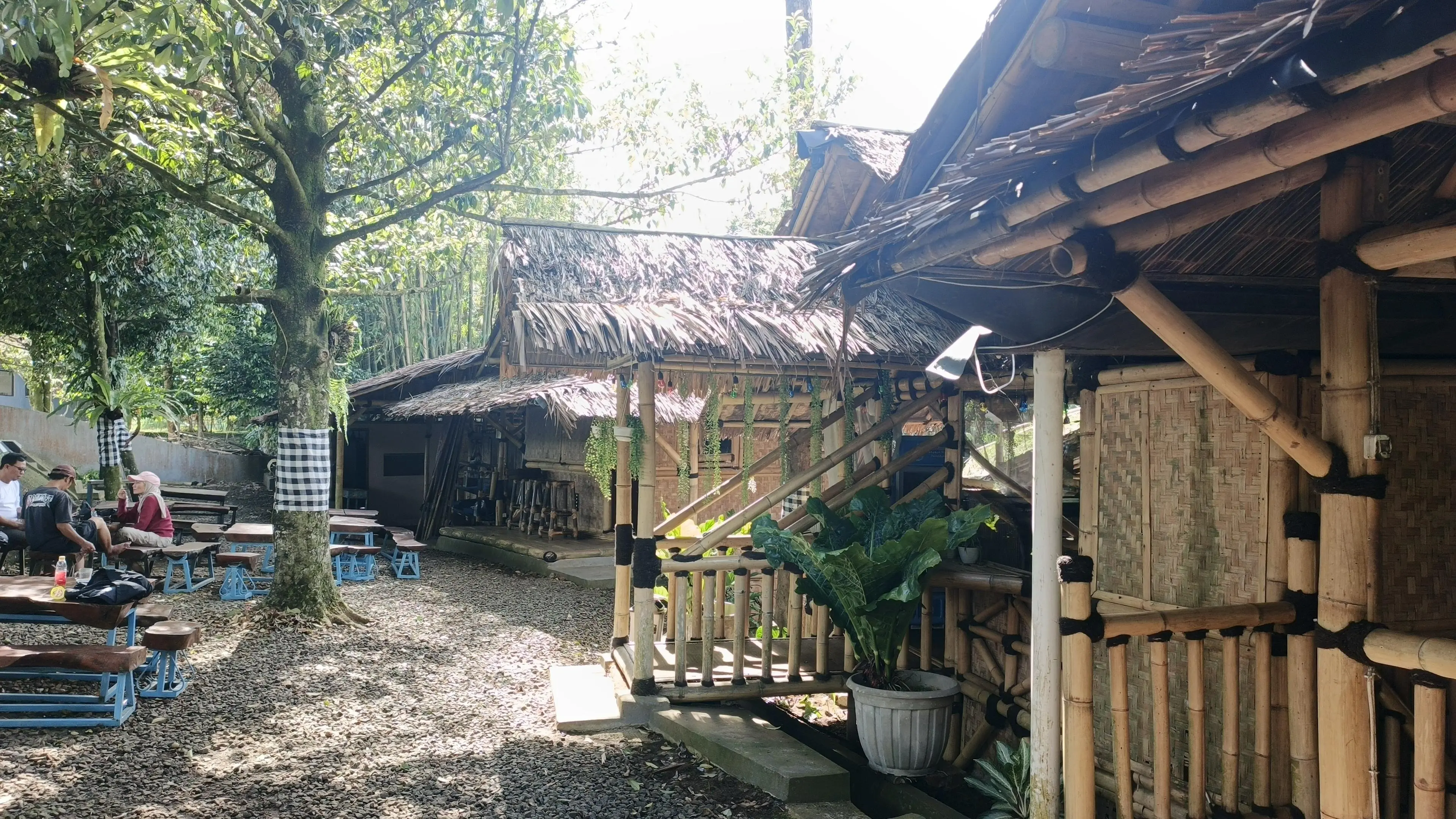 Kopi Jurang by Atok Rehat untuk Finishing Akhir  ‎