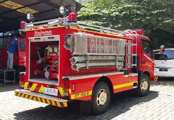 PT KAJAMA Hadirkan Mobil Pemadam Kebakaran Standar Internasional dari Gunung Putri Bogor