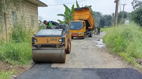 Pemkab Bogor Gencarkan Pemeliharaan Jalan, Bupati Apresiasi Kinerja Dinas PUPR