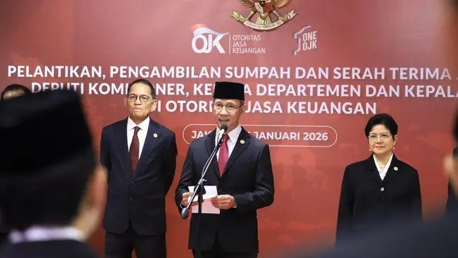 OJK Lantik 13 Pimpinan Baru, Mahendra Siregar Tekankan Transformasi dan Integritas